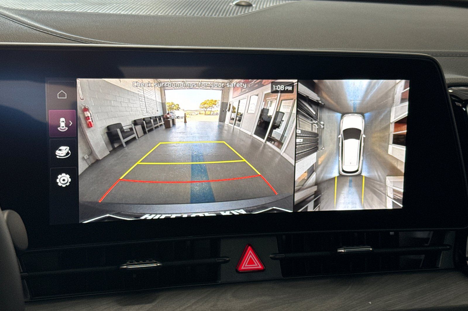 2025 Kia Sportage X-Pro Prestige Image 16 of 25