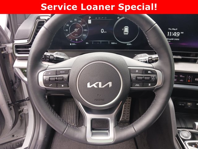 Vehicle image 12 of 31