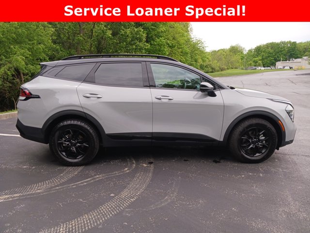 Vehicle image 4 of 31