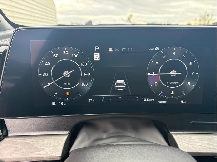 Vehicle image 19 of 19