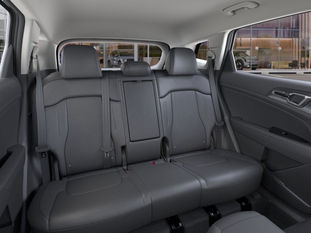 2025 Kia Sportage Hybrid EX Image 18 of 29