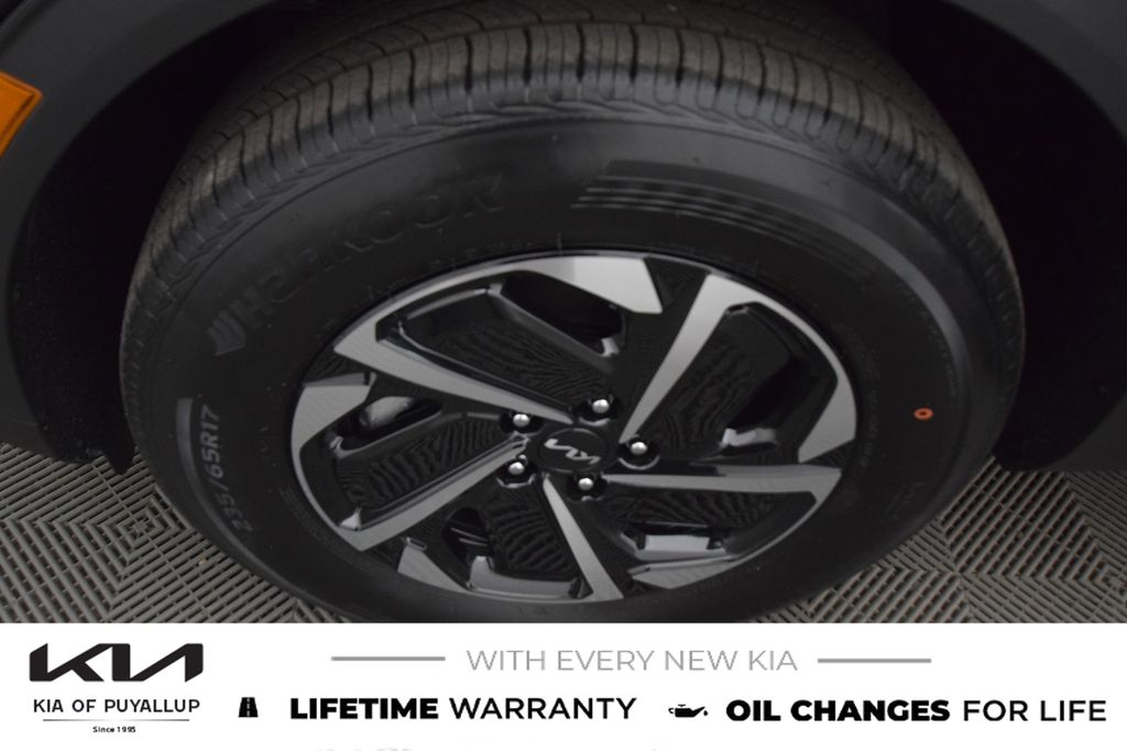 2025 Kia Sportage Hybrid LX Image 10 of 27