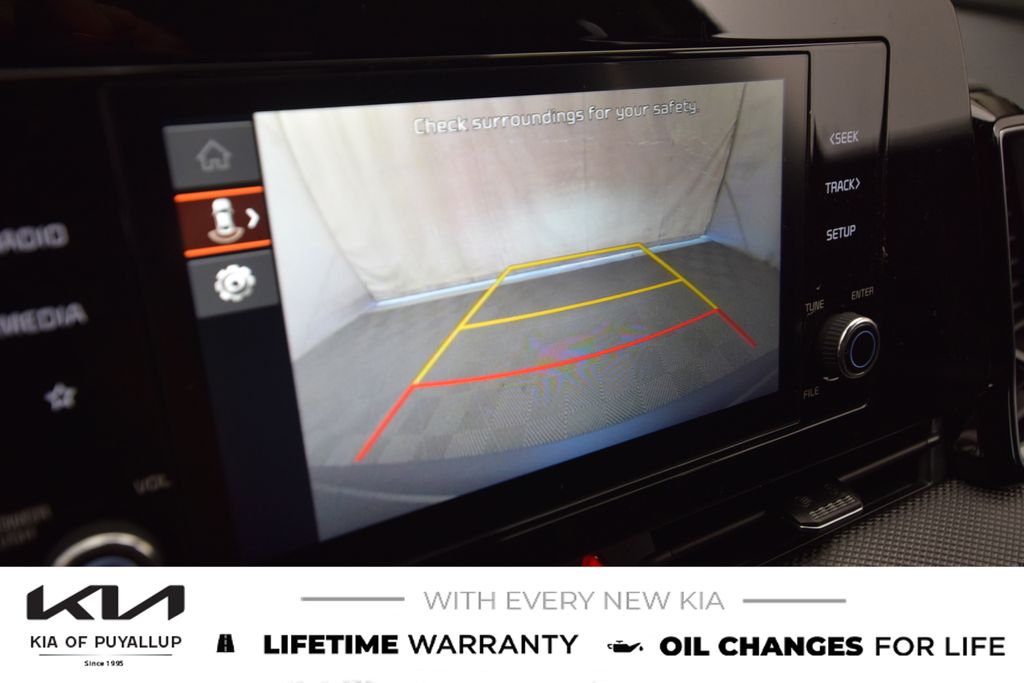 2025 Kia Sportage Hybrid LX Image 13 of 27