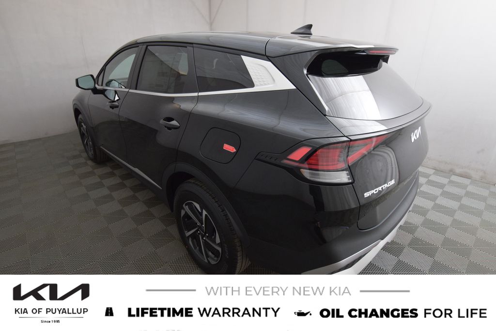 2025 Kia Sportage Hybrid LX Image 7 of 27