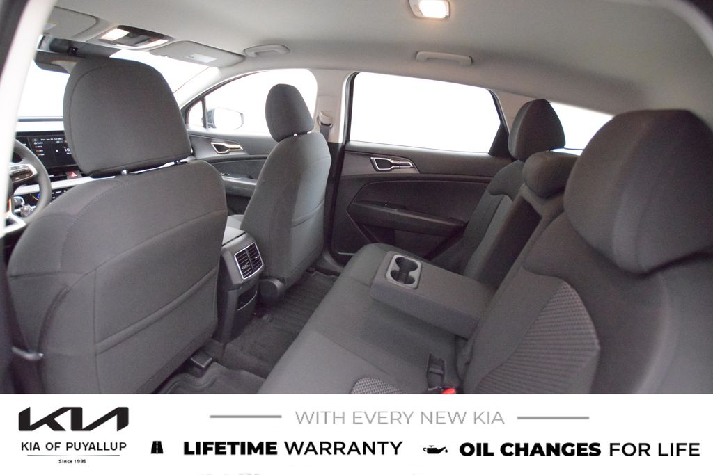 2025 Kia Sportage Hybrid LX Image 11 of 27