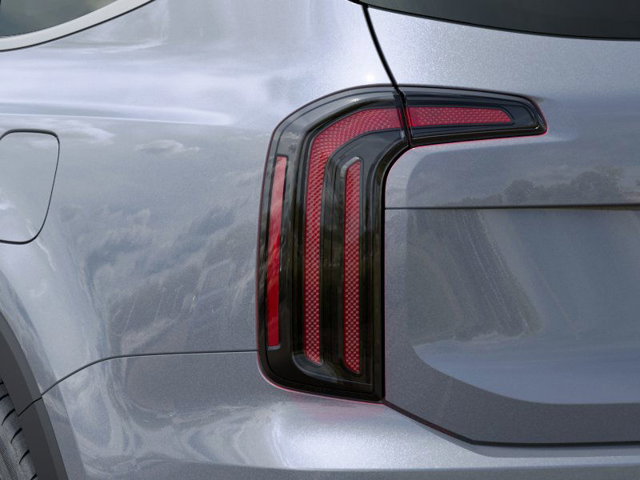 Vehicle image 13 of 27
