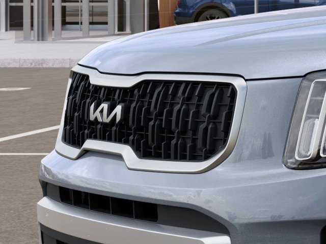 Vehicle image 14 of 27