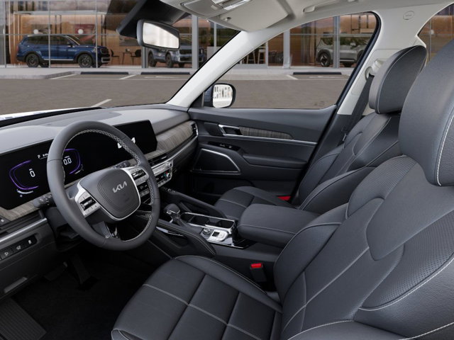 Vehicle image 18 of 27