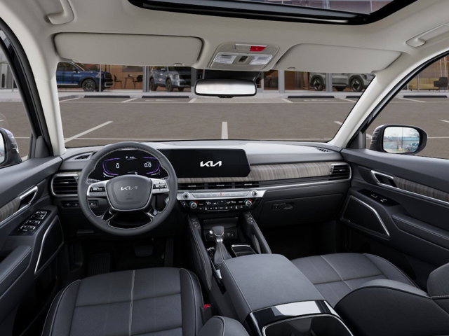 Vehicle image 15 of 27