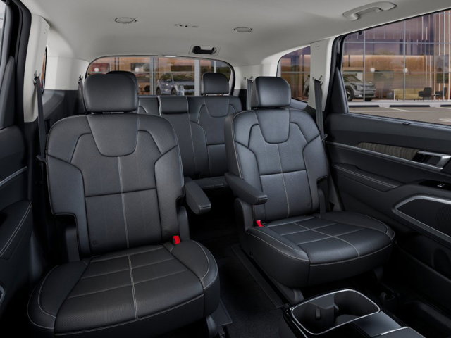 Vehicle image 17 of 27