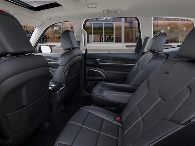 Vehicle image 19 of 27