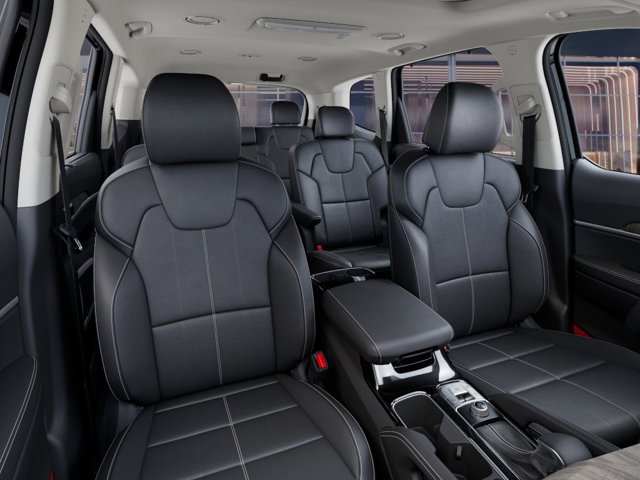 Vehicle image 16 of 27
