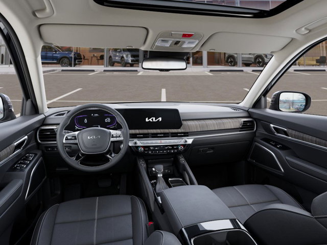 Vehicle image 15 of 27