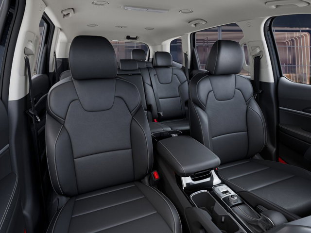 Vehicle image 16 of 27
