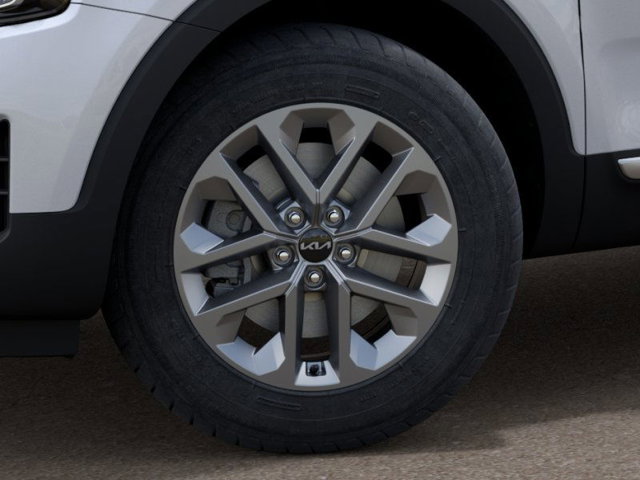 Vehicle image 11 of 27
