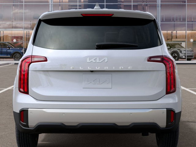 Vehicle image 9 of 27