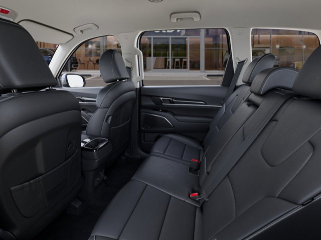 Vehicle image 19 of 27