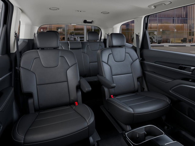 Vehicle image 17 of 27