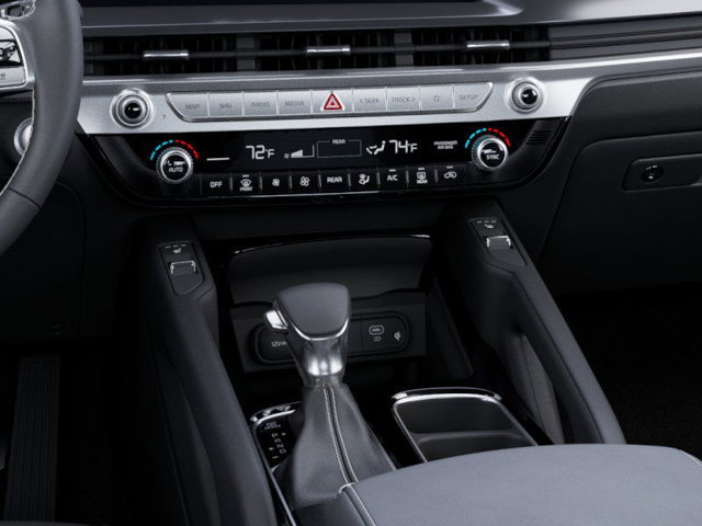 Vehicle image 24 of 27