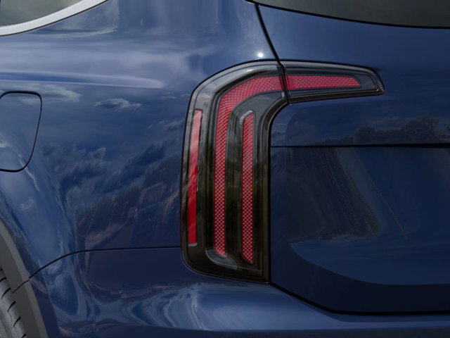 Vehicle image 13 of 27