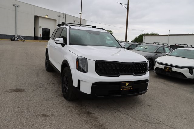 Vehicle image 3 of 21