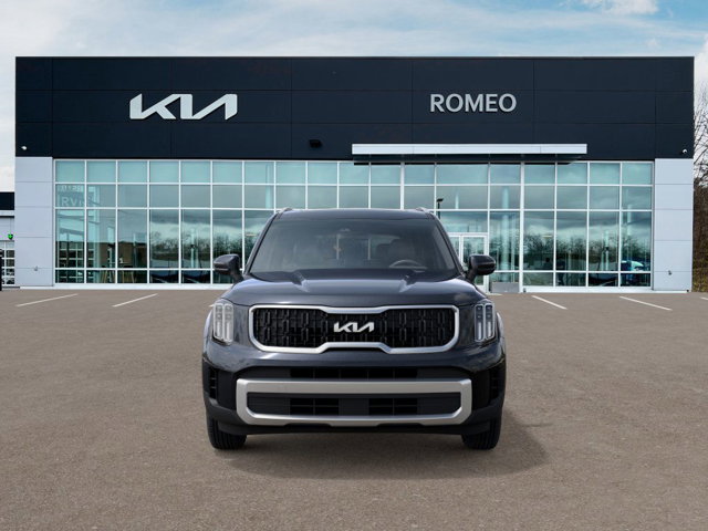 Vehicle image 4 of 27