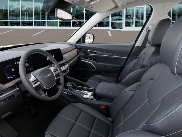 Vehicle image 18 of 27
