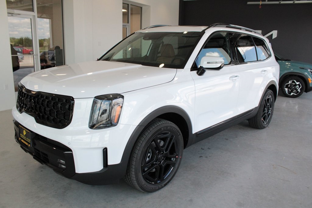 Vehicle image 1 of 29