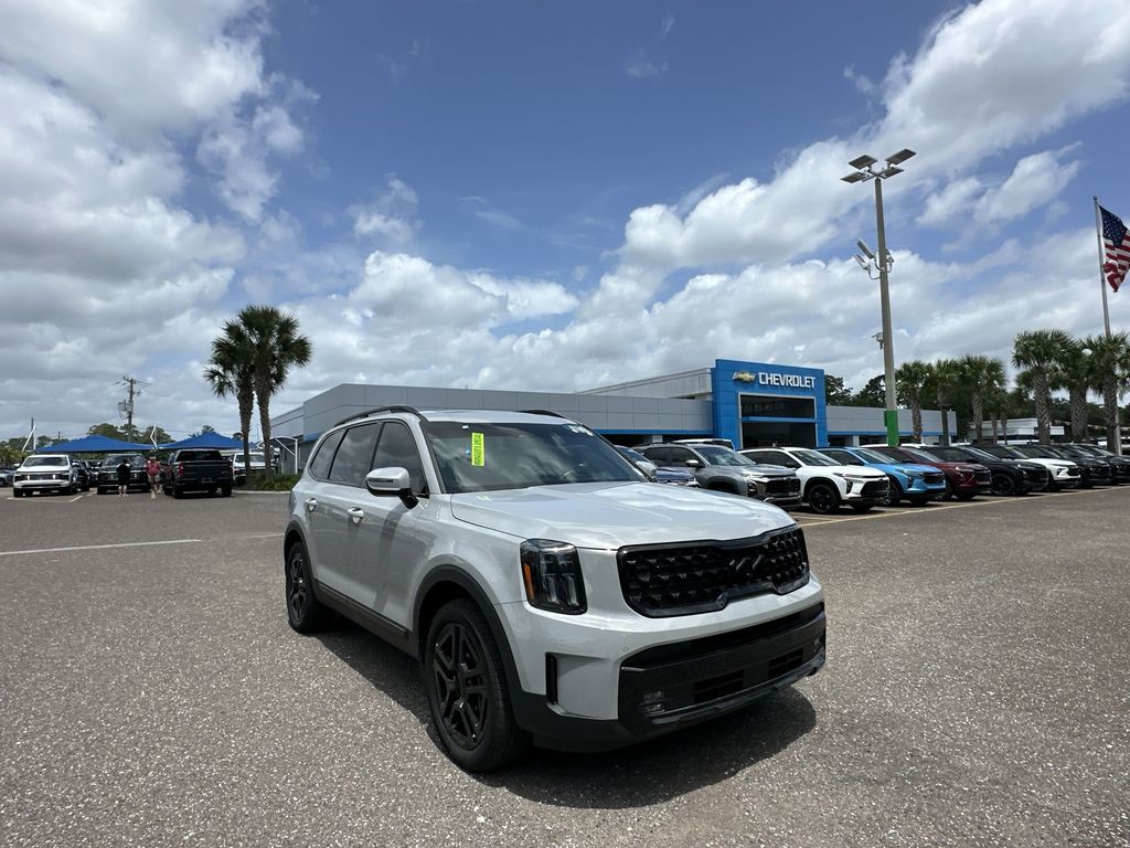 Vehicle image 6 of 33