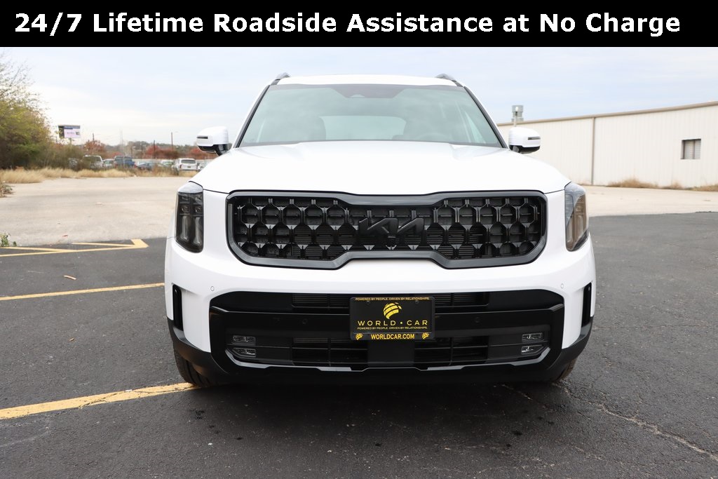 Vehicle image 2 of 24