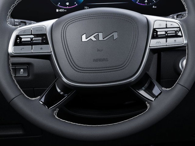 Vehicle image 23 of 27