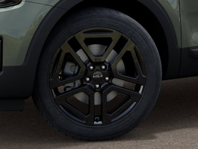 Vehicle image 11 of 27