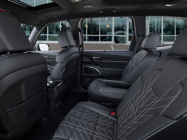 Vehicle image 19 of 27