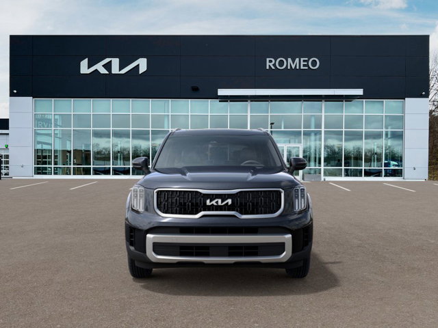 Vehicle image 4 of 27