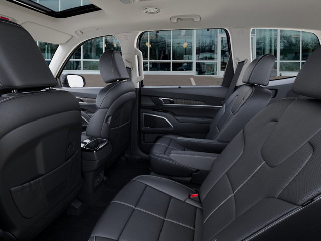 Vehicle image 19 of 27