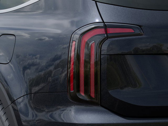Vehicle image 13 of 27