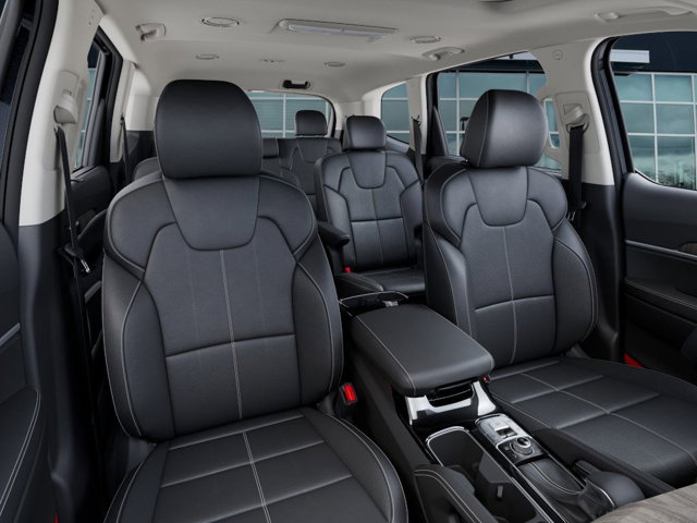 Vehicle image 16 of 27