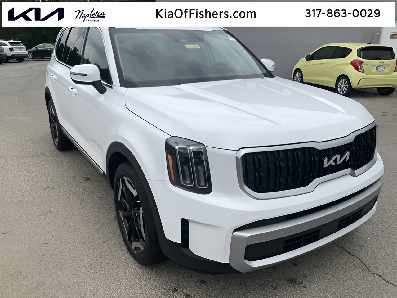 Vehicle image 31 of 34