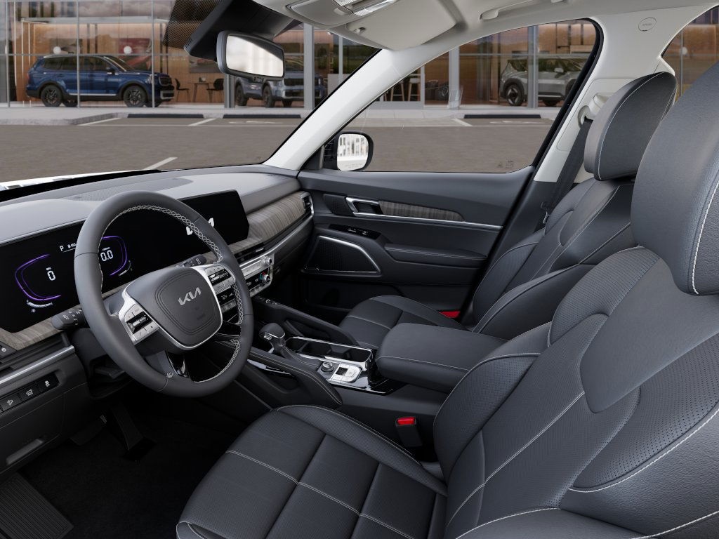 Vehicle image 18 of 27