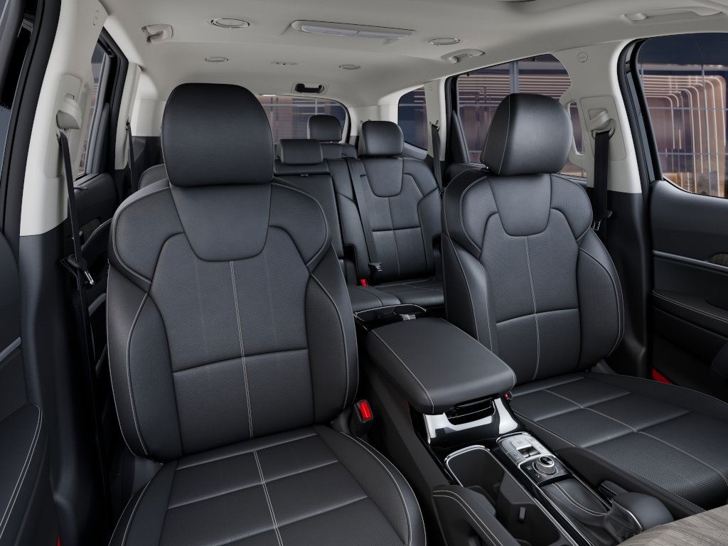 Vehicle image 16 of 27