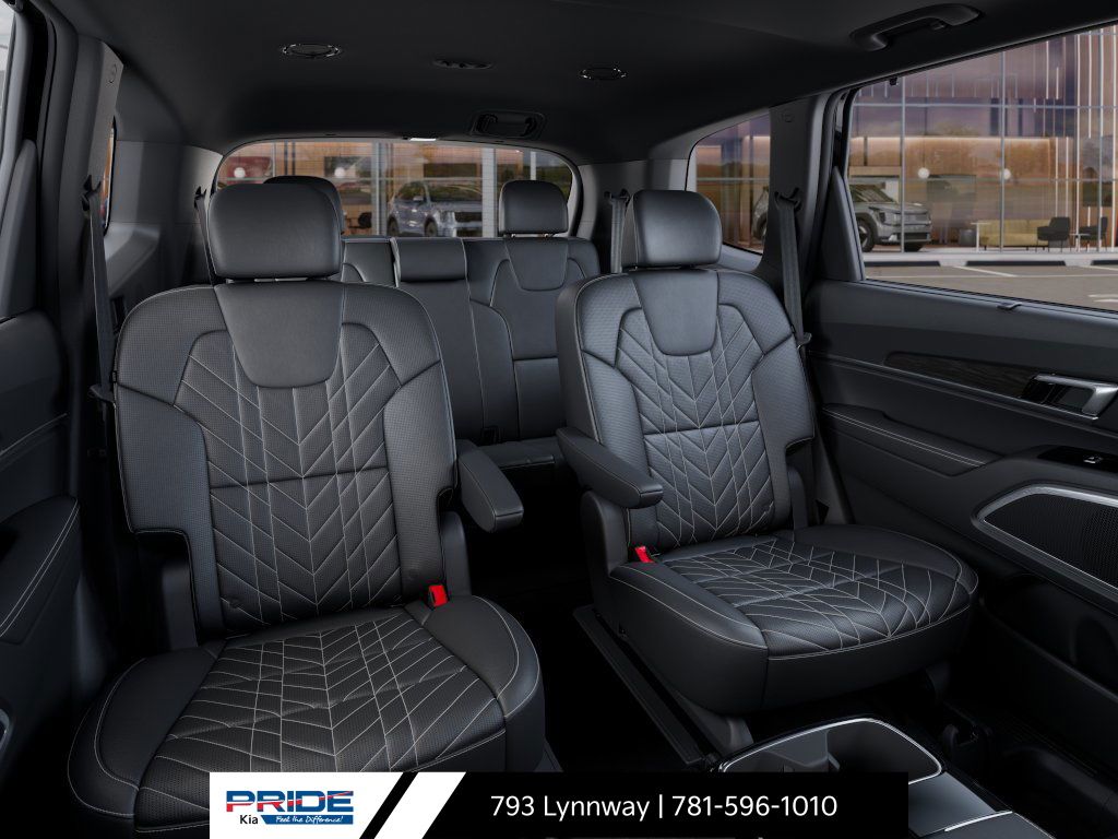 Vehicle image 14 of 27