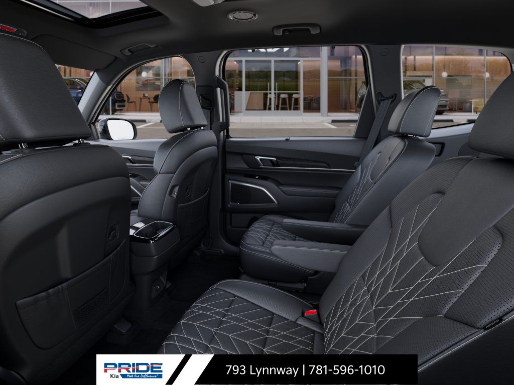 Vehicle image 16 of 27