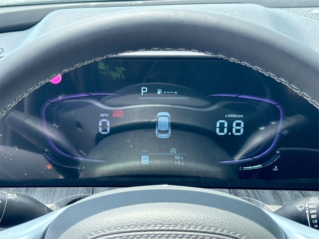 Vehicle image 20 of 31