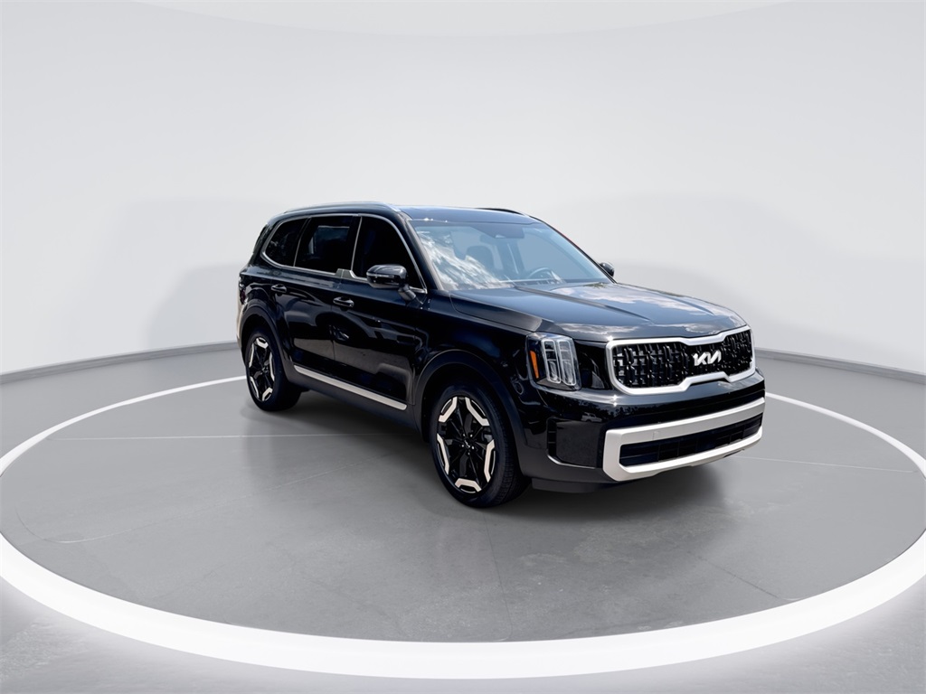 Vehicle image 3 of 31