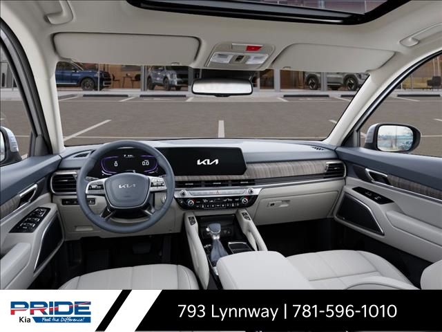 Vehicle image 15 of 28