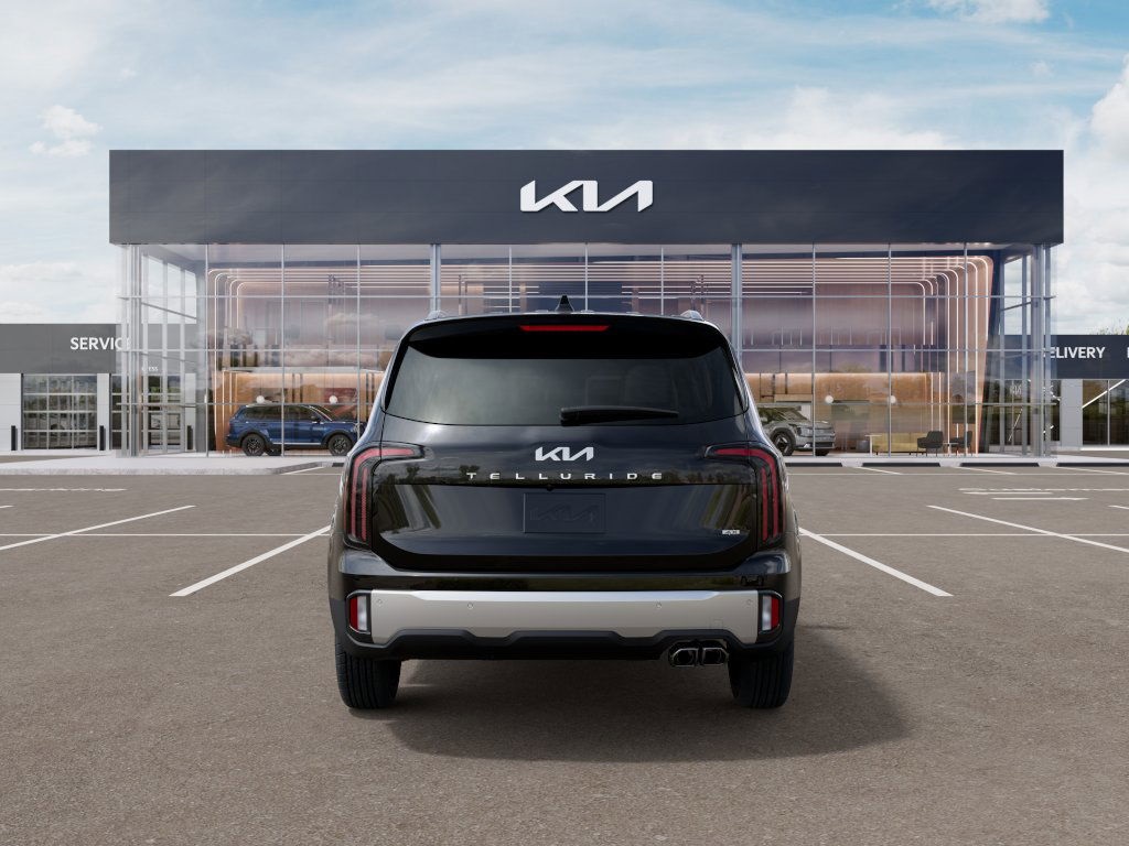 Vehicle image 8 of 27