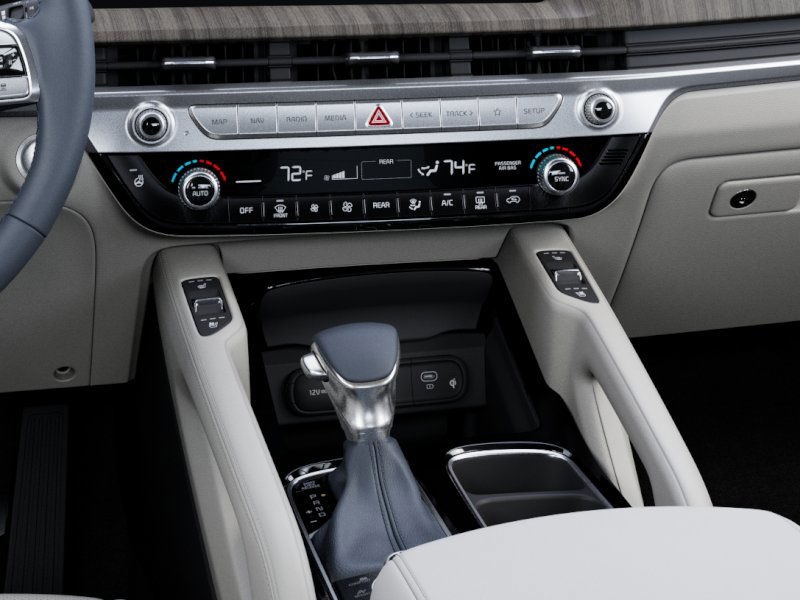 Vehicle image 24 of 27