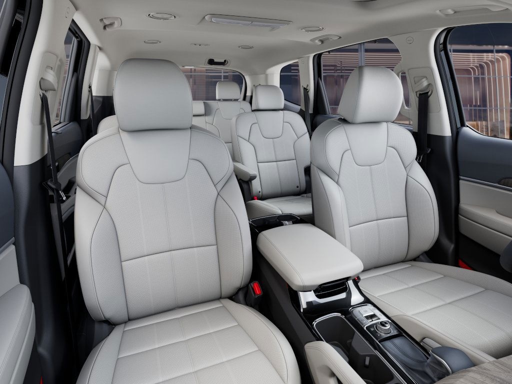 Vehicle image 16 of 27