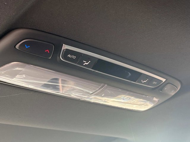 Vehicle image 19 of 37