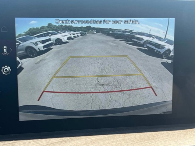 Vehicle image 36 of 37